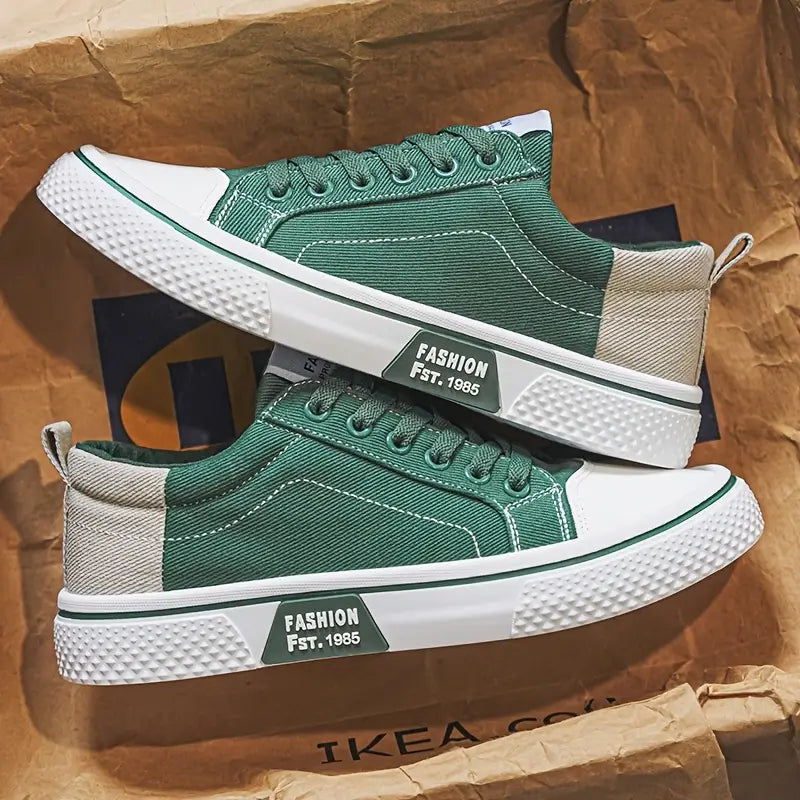 Camden Canvas Trainers™