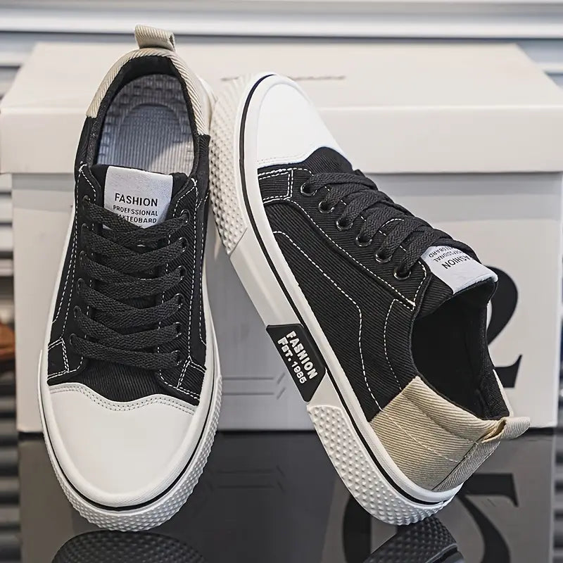 Camden Canvas Trainers™
