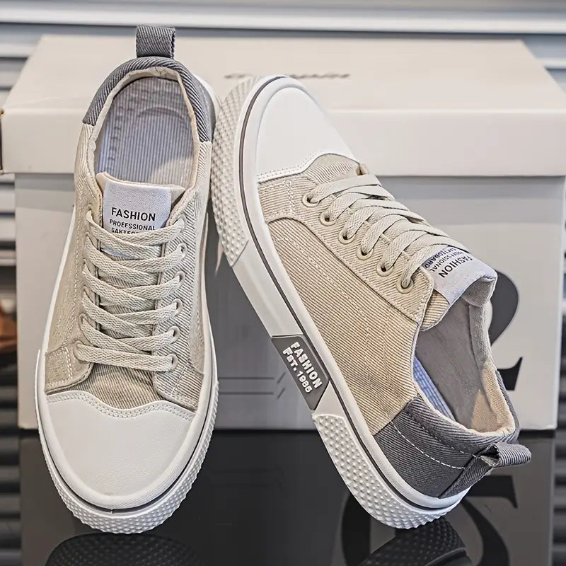 Camden Canvas Trainers™