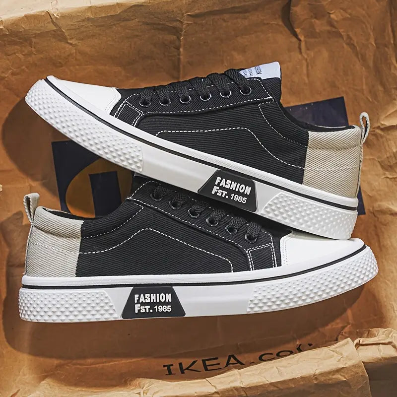 Camden Canvas Trainers™